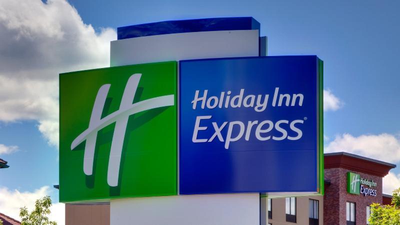 Holiday Inn Express Astana - Turan Ngoại thất bức ảnh