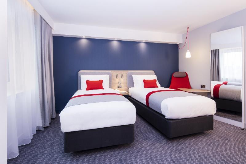 Holiday Inn Express Astana - Turan Ngoại thất bức ảnh